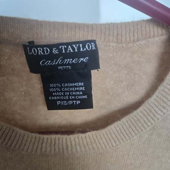 100% Cashmere Sweater Vest - Picture 3 of 3
